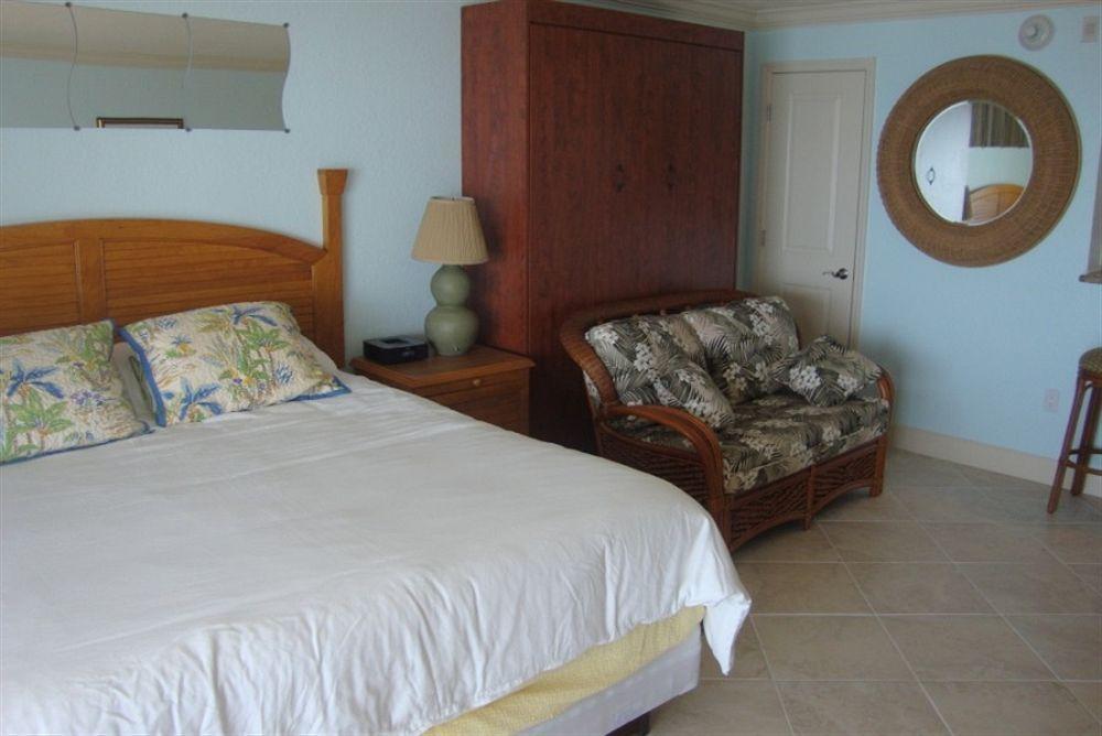 Club Bamboo South - Bradenton Beach Extérieur photo