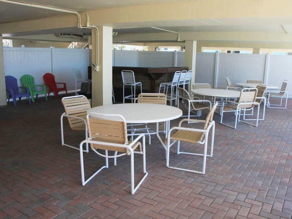 Club Bamboo South - Bradenton Beach Extérieur photo